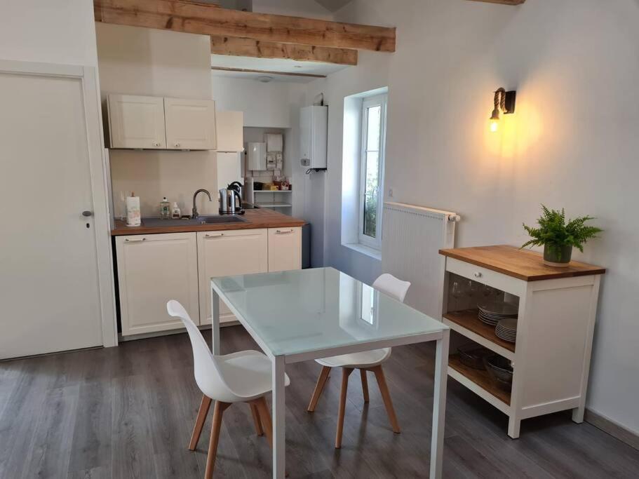 Joli Appartement Tout Confort Chalon sur Saone Esterno foto